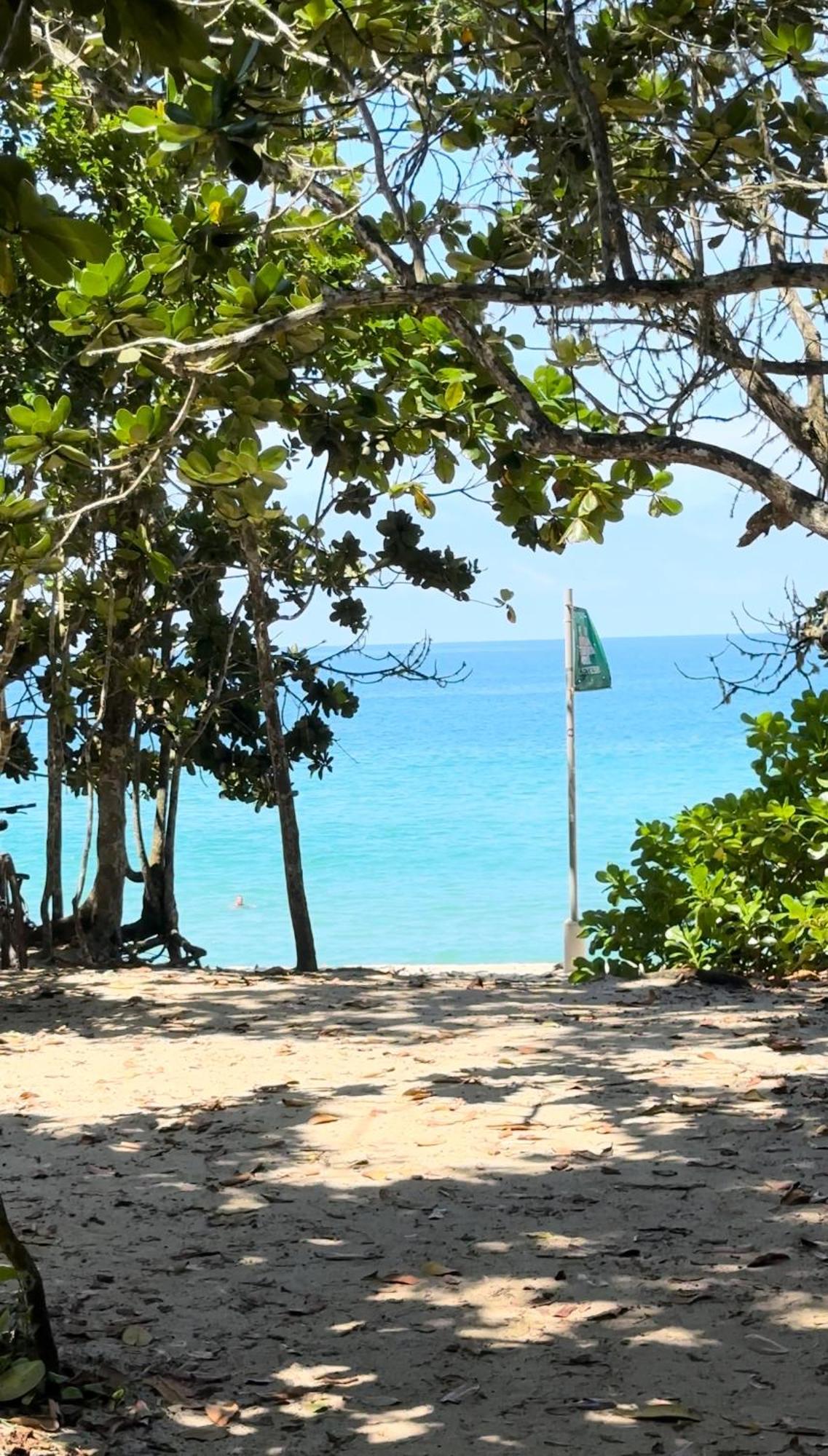 Mahalo 50m Grande - Apartamento Ubatuba